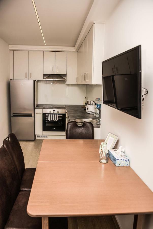 Centrum Apartman Цеглед Экстерьер фото